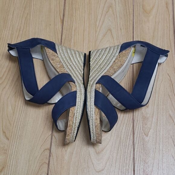 ADRIENNE VITTADINI NAVY BLUE STRAPPY ESPADRILLES, SIZE 9 - NEW - Picture 7 of 10